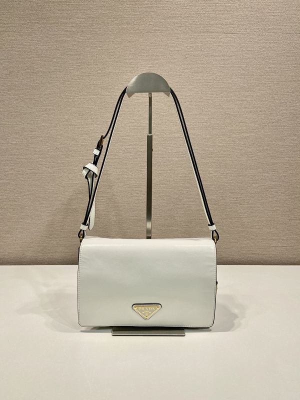 Messenger bag from Scarlettluxury
