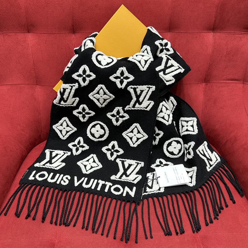 Scarf from Scarlettluxury
