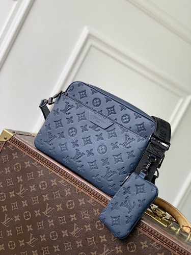 Louis Vuitton messenger bag