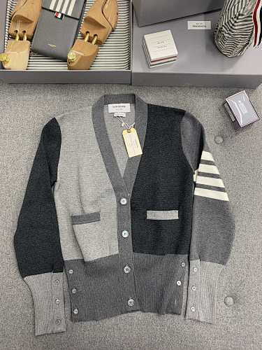 Sweater from Scarlettluxury