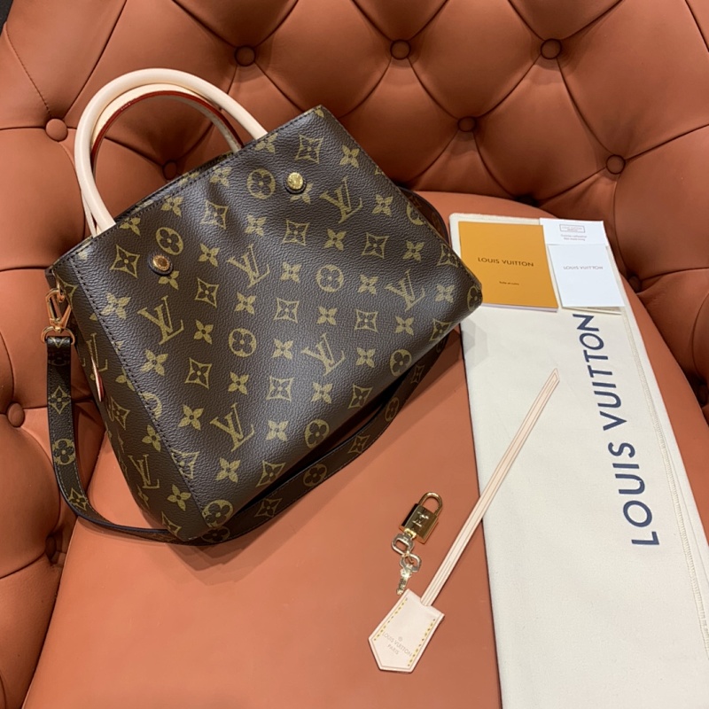 Louis Vuitton crossbody bag