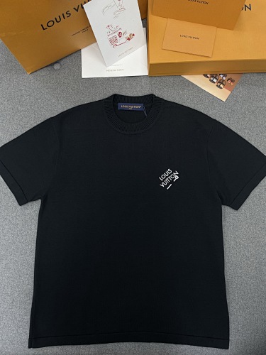 Tee from Scarlettluxury