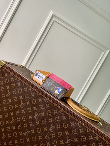 Louis Vuitton card holder