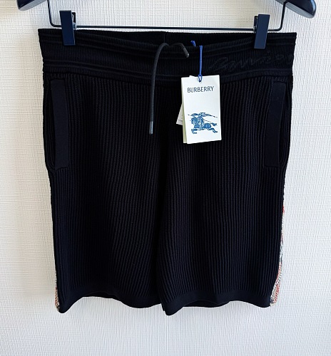 Sweater from Scarlettluxury