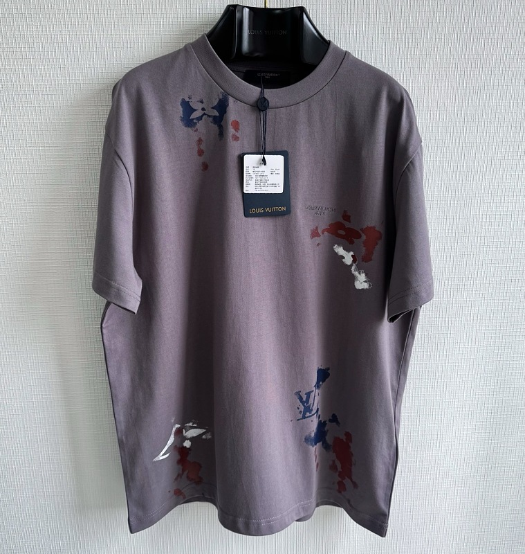 Tee from Scarlettluxury