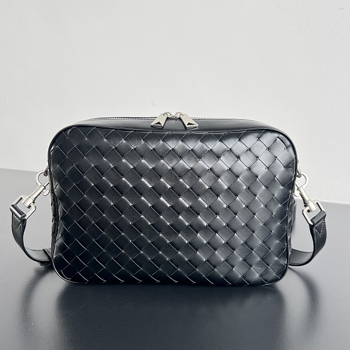 Camera bag from Scarlettluxury