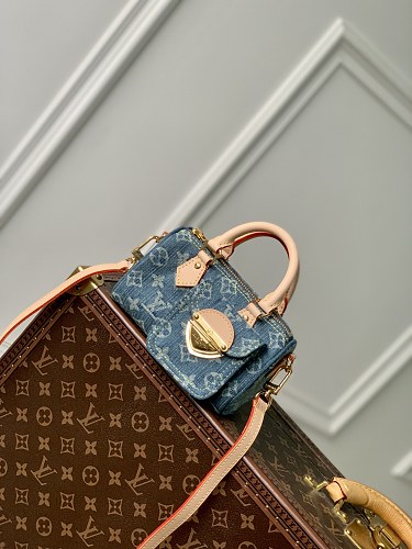 Wallet from Scarlettluxury