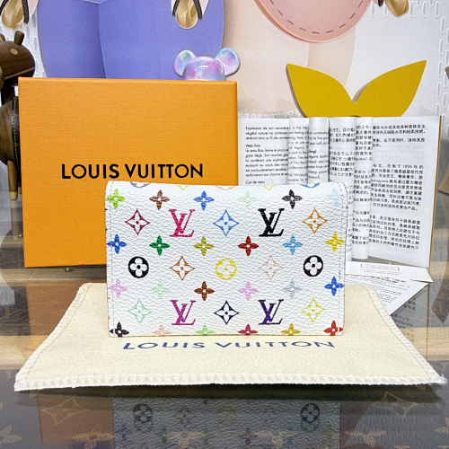 Card holder from Scarlettluxury