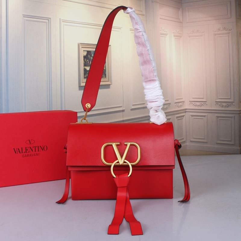 Valentino Garavani E W Vring