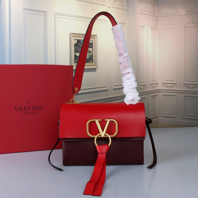 Valentino Garavani E W Vring