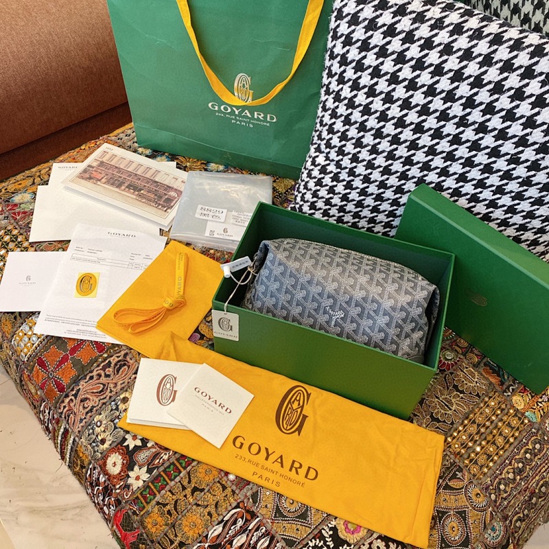 Goyard tote bag