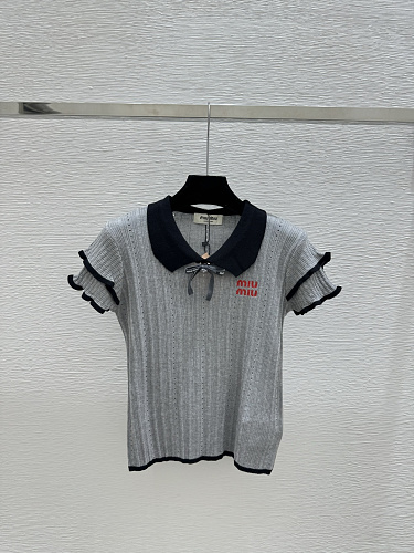 Sweater from Scarlettluxury