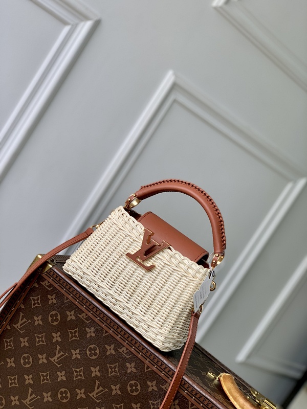 Louis Vuitton crossbody bag