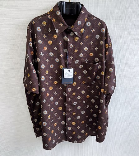 Louis Vuitton tee