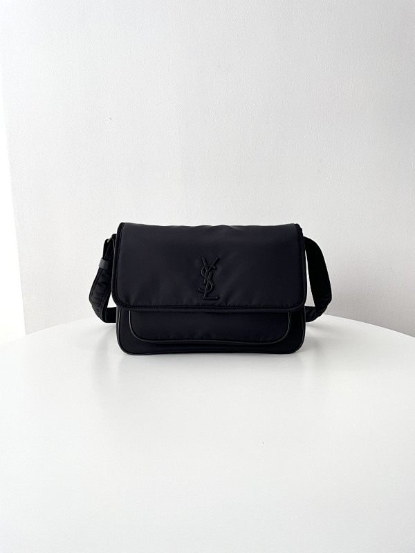 Messenger bag from Scarlettluxury