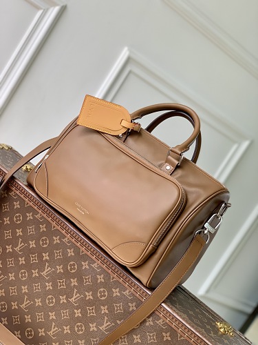 Travel bag from Scarlettluxury