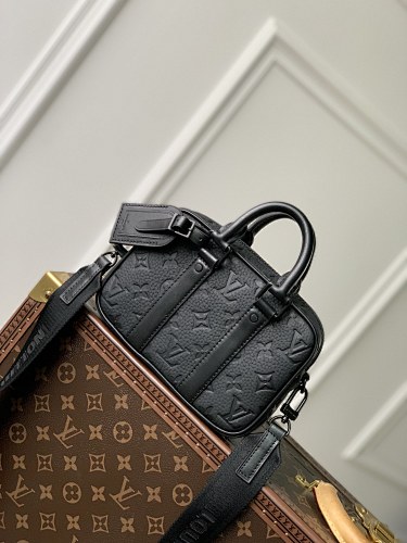 Louis Vuitton crossbody bag