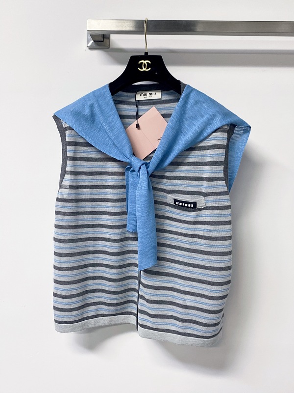 Vest from Scarlettluxury