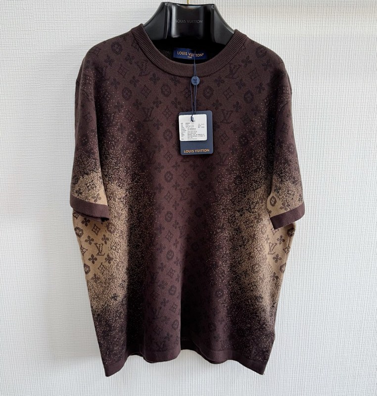 Sweater from Scarlettluxury