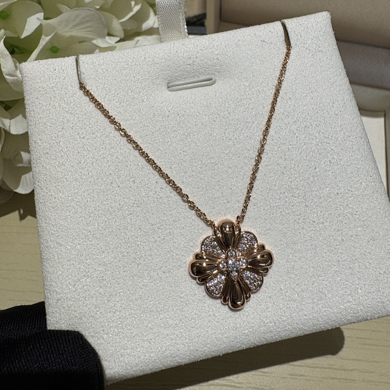 Necklace from Scarlettluxury