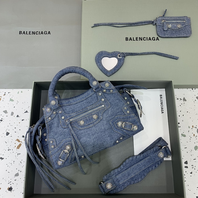 Balenciaga Balenciagα Neo Cagole