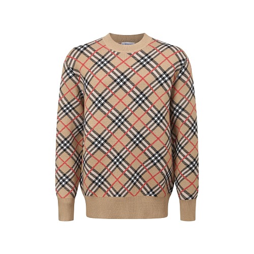 Sweater from Scarlettluxury