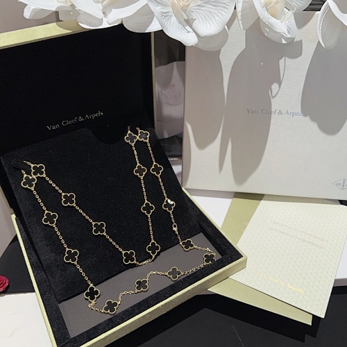 Necklace from Scarlettluxury