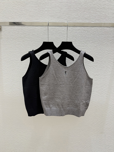 Sweater from Scarlettluxury