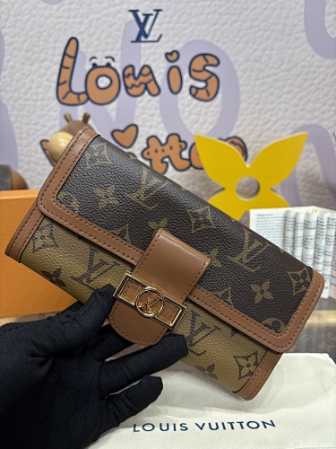 Louis Vuitton wallet