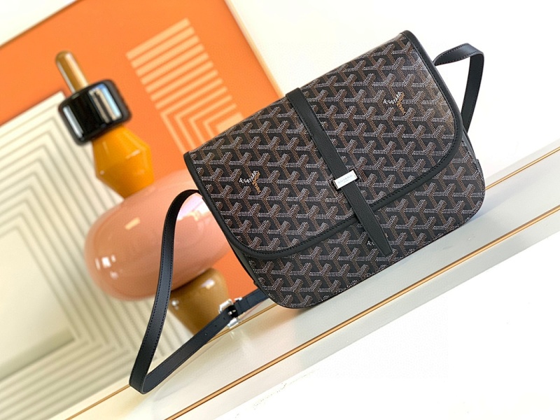 Messenger bag from Scarlettluxury