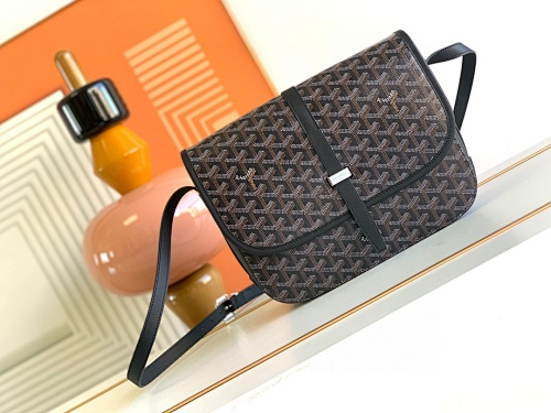 Messenger bag from Scarlettluxury
