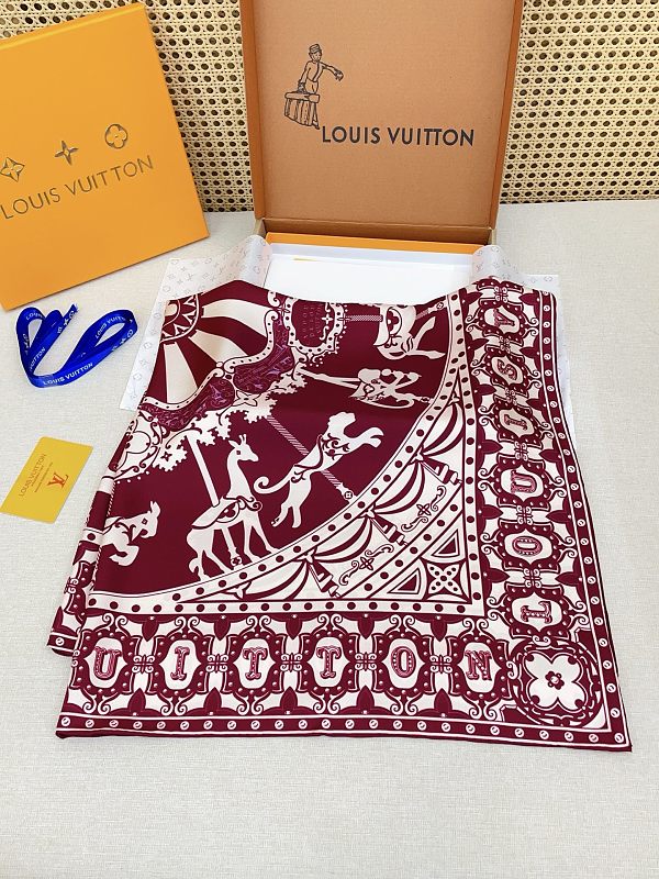 Scarf from Scarlettluxury