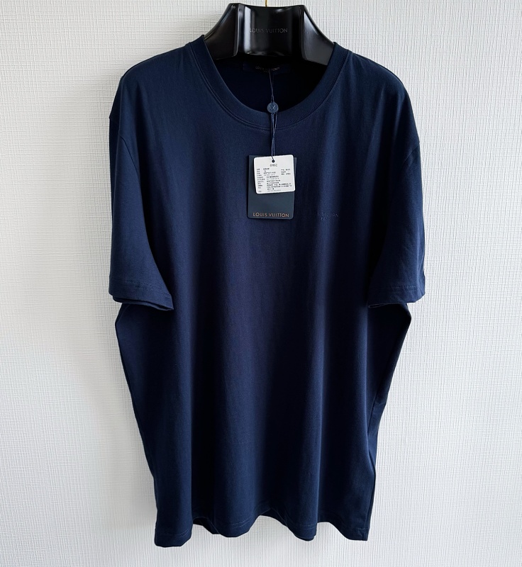 Tee from Scarlettluxury