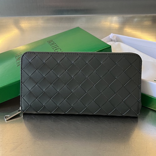 Wallet from Scarlettluxury