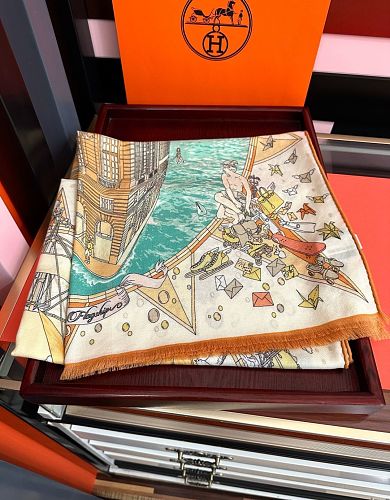 Hermès scarf