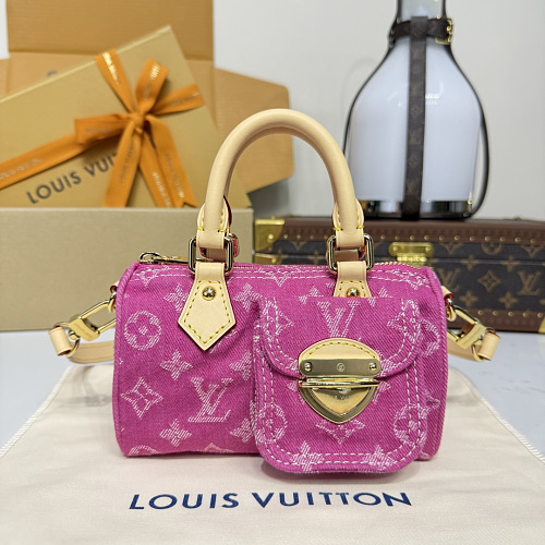 Louis Vuitton crossbody bag