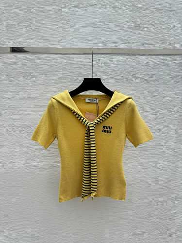 Sweater from Scarlettluxury