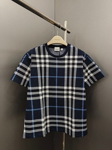 Sweater from Scarlettluxury