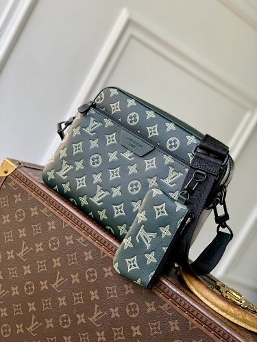 Louis Vuitton messenger bag