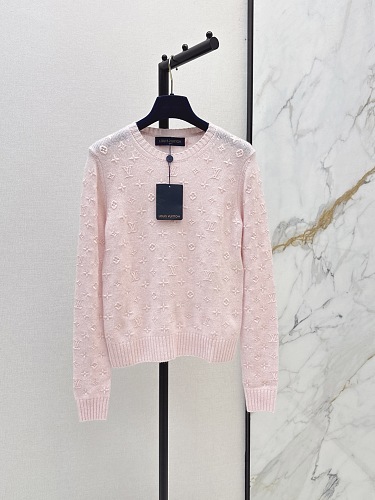Sweater from Scarlettluxury