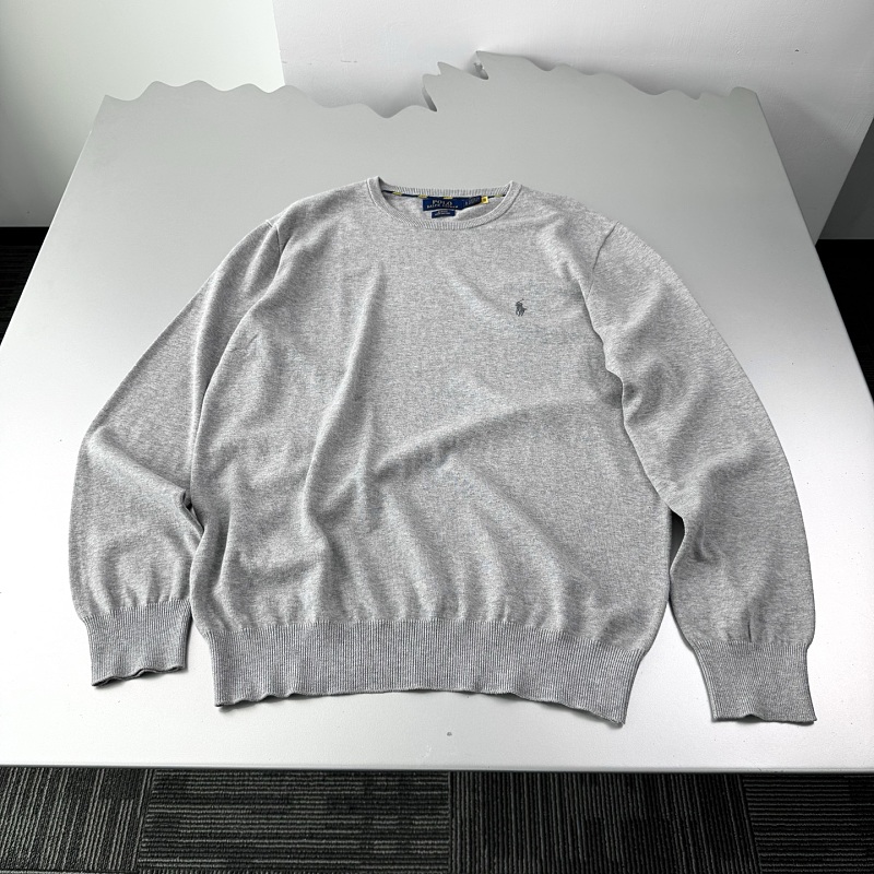 Sweater from Scarlettluxury