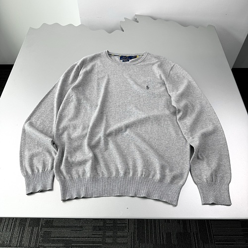 Sweater from Scarlettluxury