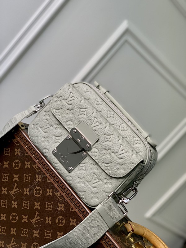 Louis Vuitton messenger bag