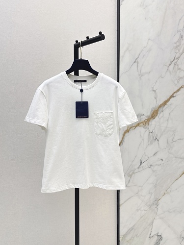 Tee from Scarlettluxury