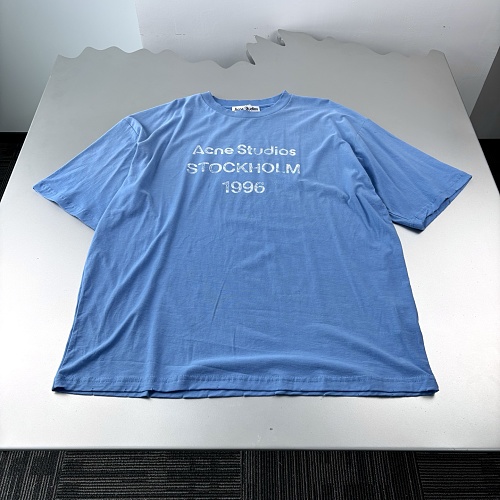 Tee from Scarlettluxury