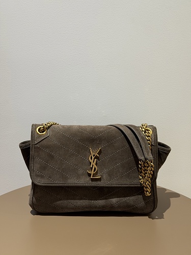 Shopping bag from Scarlettluxury