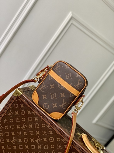 Louis Vuitton crossbody bag