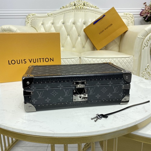 Louis Vuitton Alzer Bisten Oo