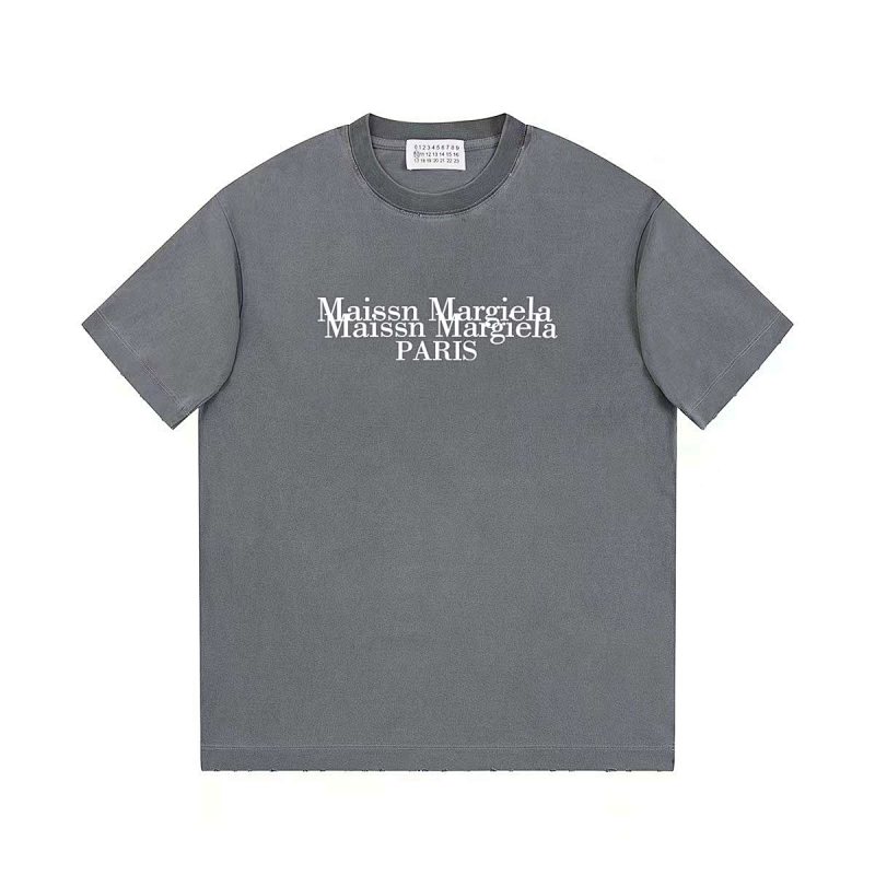 Tee from Scarlettluxury