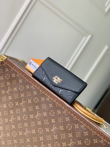 Wallet from Scarlettluxury